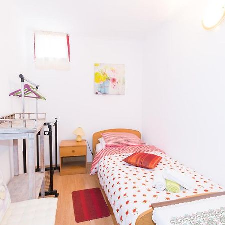 Beautiful Rustical Apt Ana In The Heart Of Rovinj Eksteriør billede